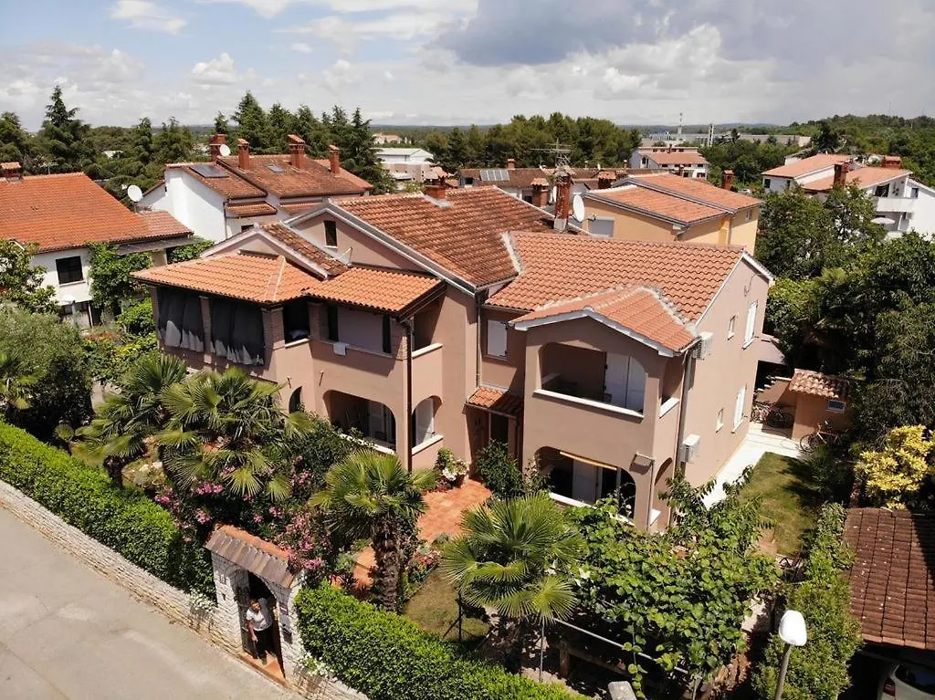 Apartments Sven-Marino Poreč