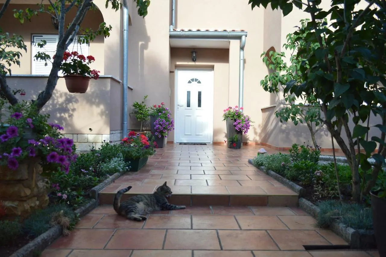 Apartments Sven-Marino Porec