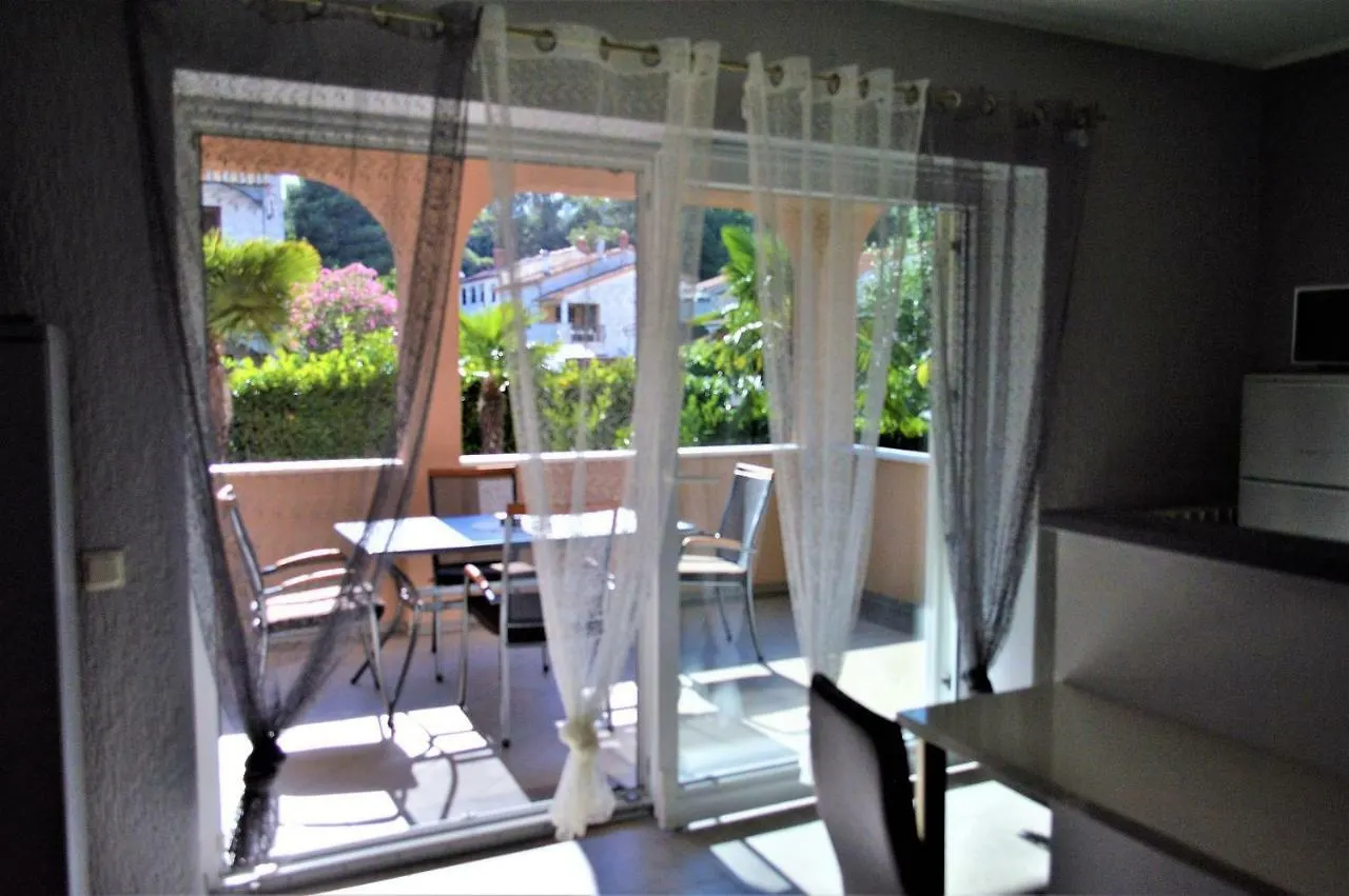 Apartments Sven-Marino Porec Croazia