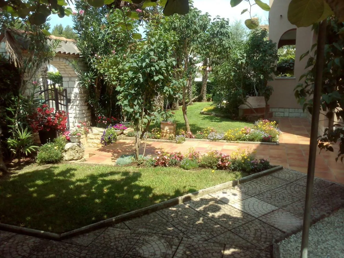 Apartments Sven-Marino Poreč